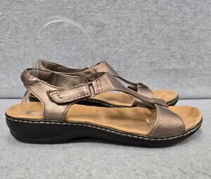 Clarks Leisa Foliage T Strap Sandals Size 9
